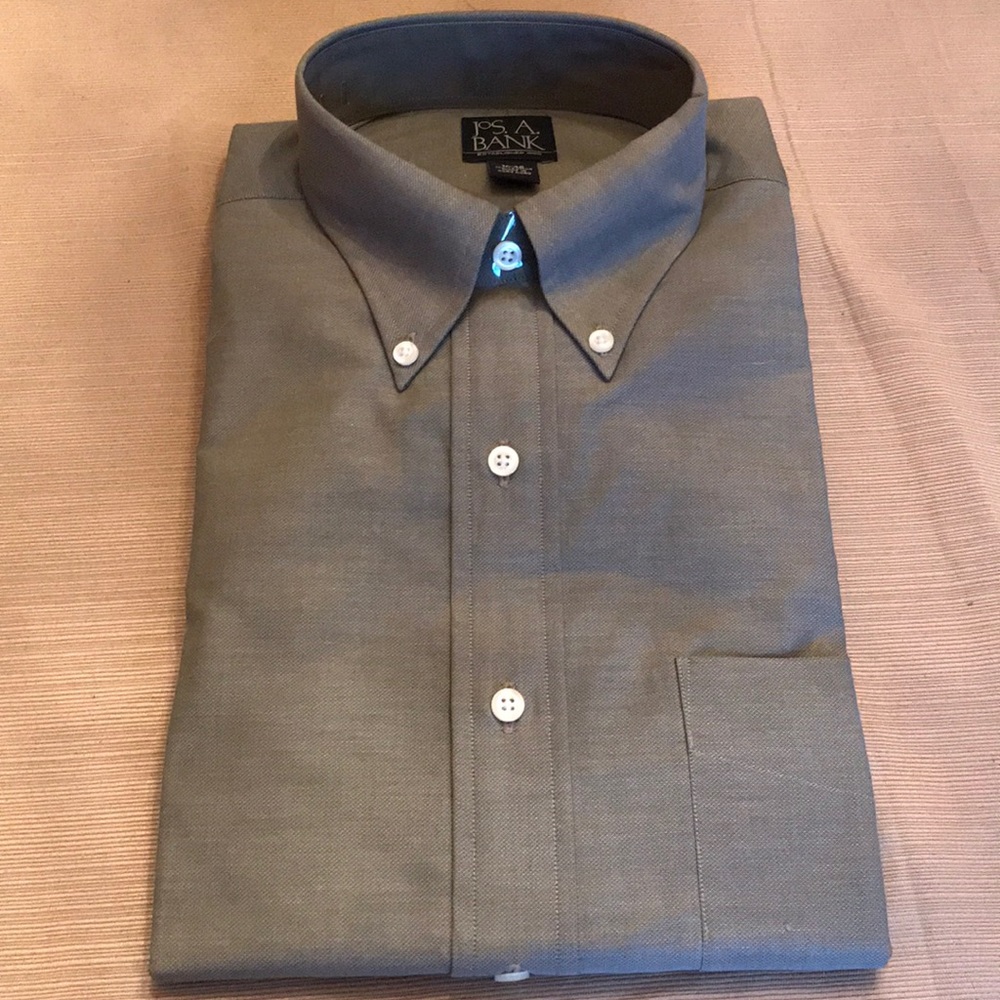Men’s dress shirt